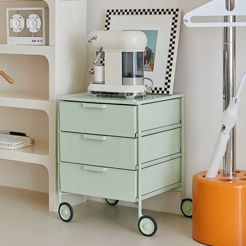 "Modern Iron Bachelor's Chest with 3 Drawers in Plastic/Acrylic Material - Red 1 Piece"