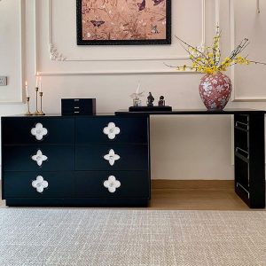 "Ink Solid Oak Top Makeup Vanity with Ground Design, Scalable Push-Pull 2-in-1 Feature"